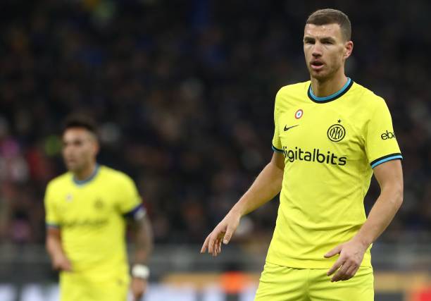 面对防守反 面对防守反